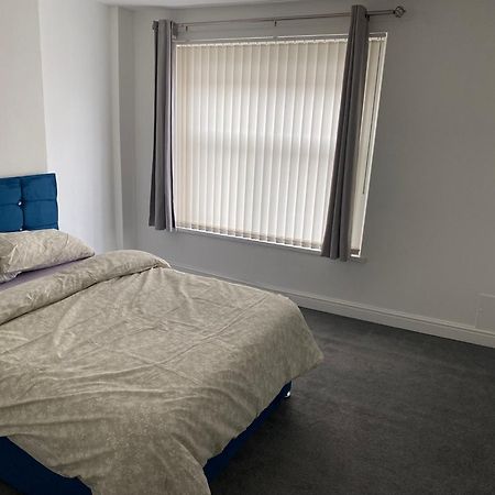 Marvellous Room 2 Stoke-on-Trent ภายนอก รูปภาพ